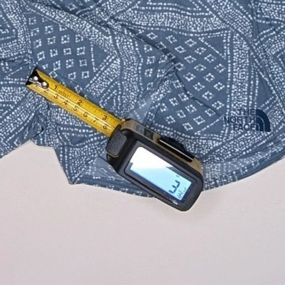 The North Face Shorts Womens S Blue Paisley Print Nylon Elastic‎ Waist Casual